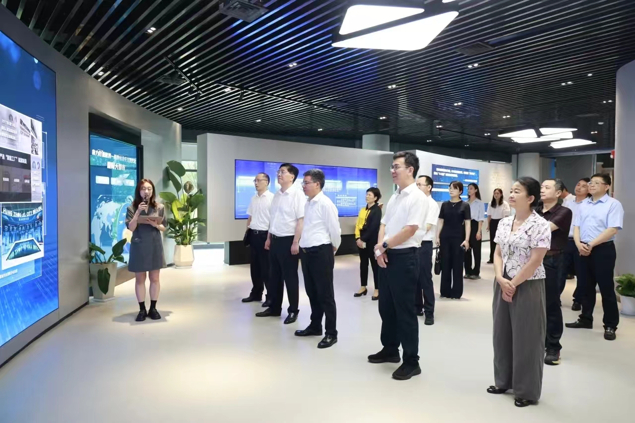 浙江省人大常委会副主任暨军民一行莅临ag平台网站科技调研